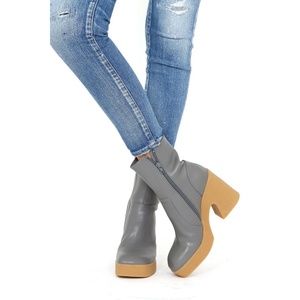NWT JEFFREY CAMPBELL Kartini Platform Boot Grey 8